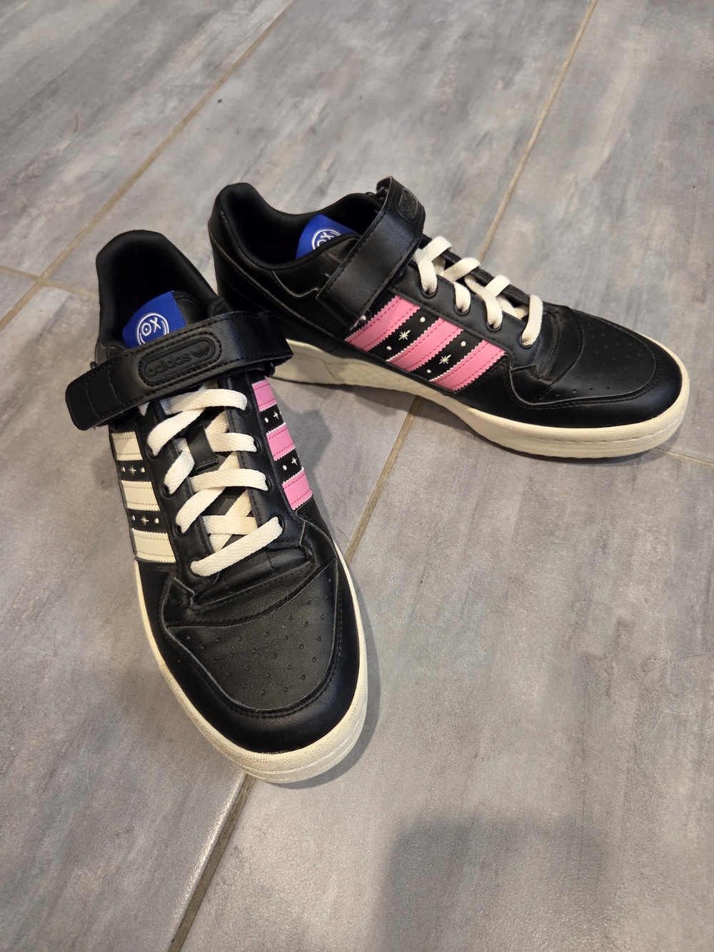 adidas Forum Low Andre Saraiva GZ2205 Mens 9 The World Needs Love